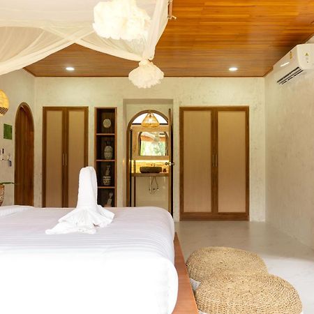 Long Beach Chalet - Sha Extra Plus Koh Lanta Bagian luar foto