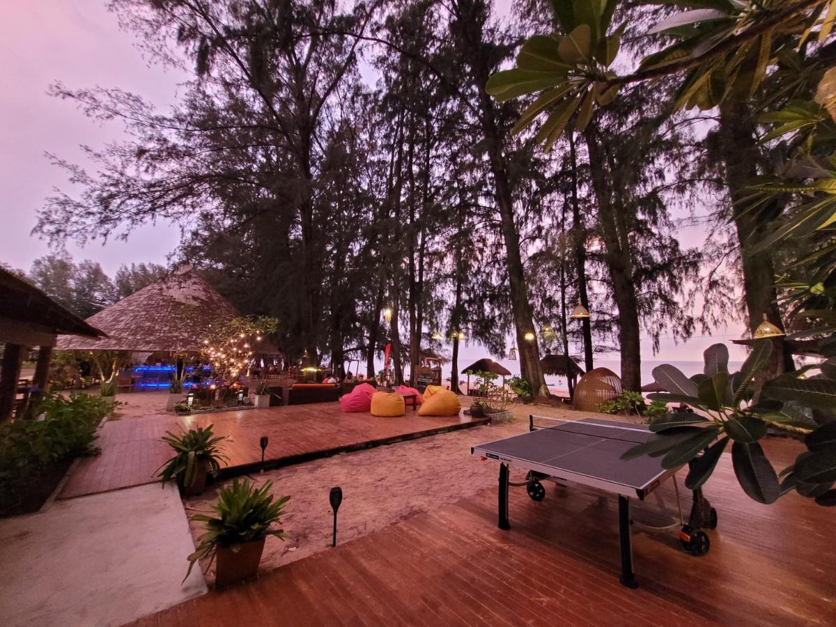 Long Beach Chalet - Sha Extra Plus Koh Lanta Bagian luar foto