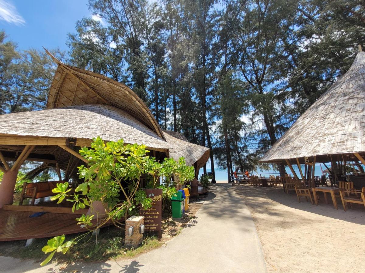 Long Beach Chalet - Sha Extra Plus Koh Lanta Bagian luar foto